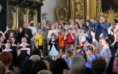 Finał i pożegnanie XVII Festiwalu Piosenki Religijnej w Skaryszewie