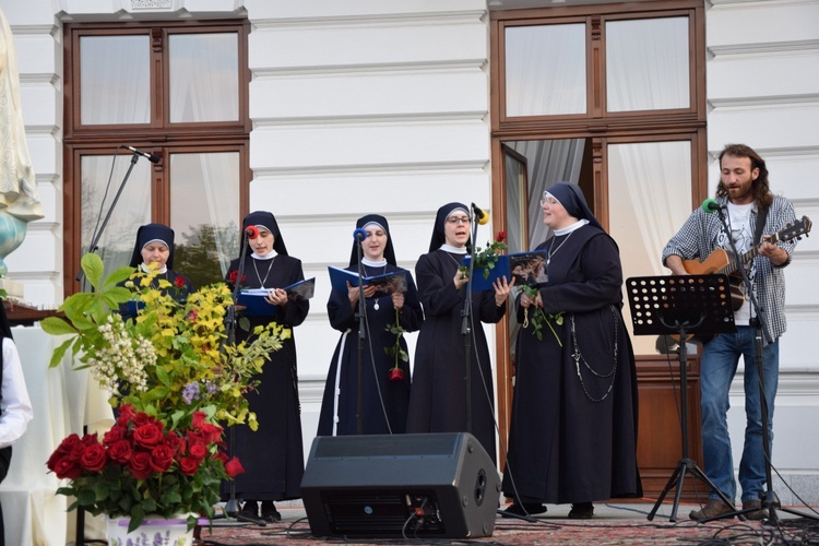 Festiwal Pieśni Maryjnej w Szymanowie