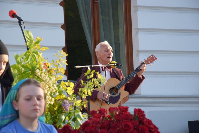 Festiwal Pieśni Maryjnej w Szymanowie