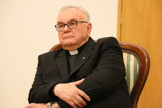 Na KUL podziękowano ks. Stanisławowi Dubielowi za wieloletnią pracę