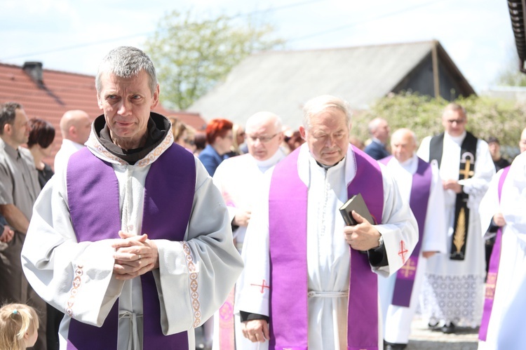 Pogrzeb śp. ks. kan. Borysa Kroczka na Trzycatku