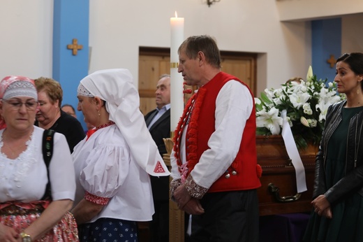 Pogrzeb śp. ks. kan. Borysa Kroczka na Trzycatku