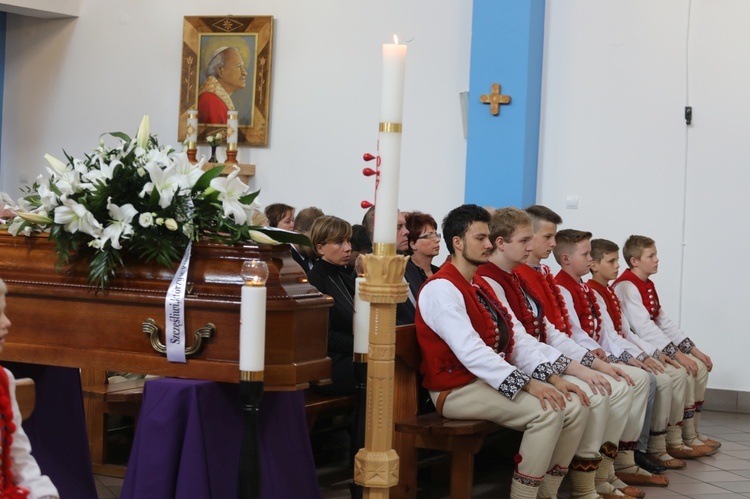 Pogrzeb śp. ks. kan. Borysa Kroczka na Trzycatku