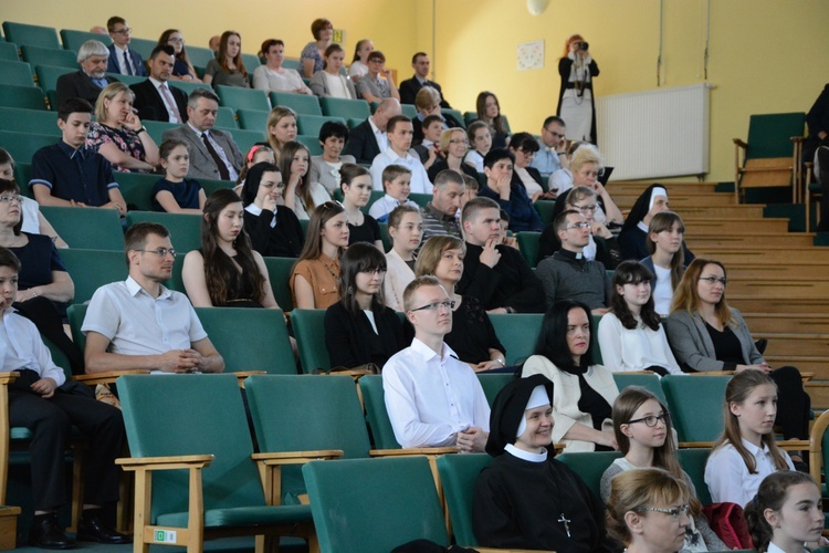 Laureaci konkursów religijnych