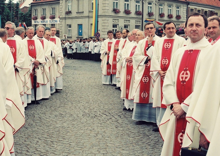 Nawiedzenie figury MB Fatimskiej w Płocku w 1996 r.