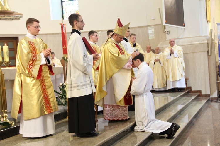 Święcenia diakonatu w Dąbrowie Tarnowskiej