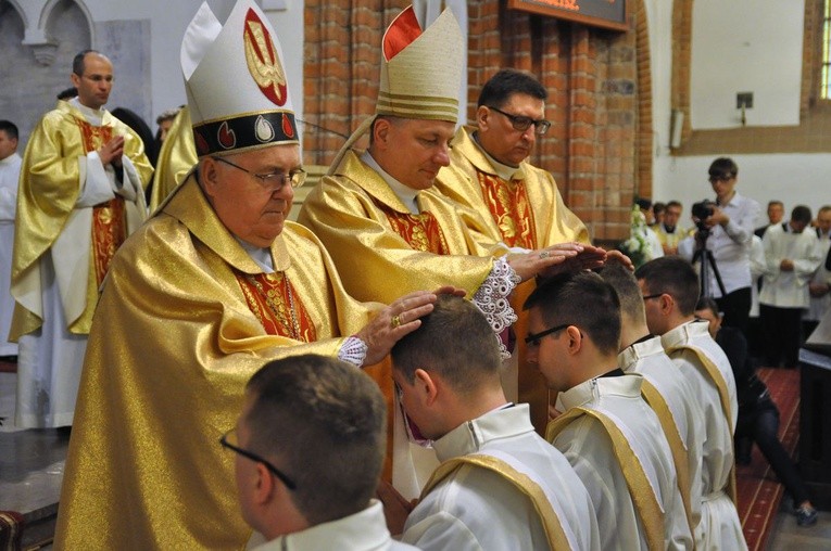 Święcenia prezbiteratu