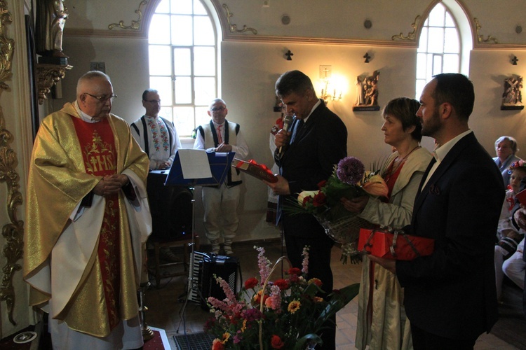 Jubileusze kapłańskie i... wymodlone sanktuarium