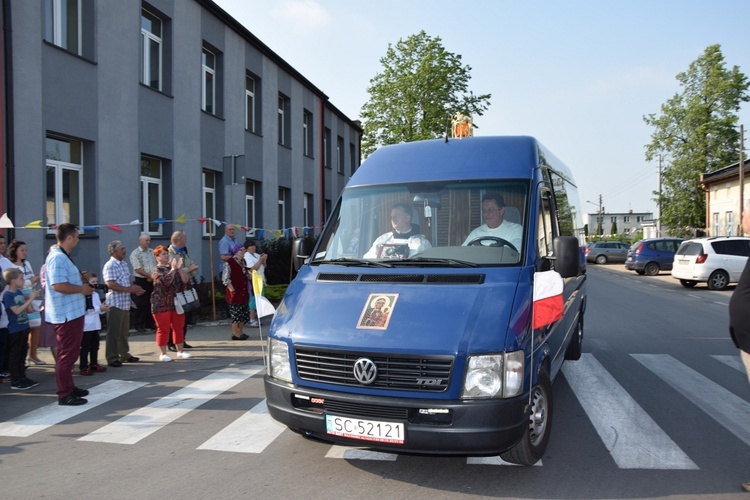 Powitanie ikony MB Częstochowskiej w Leśmierzu