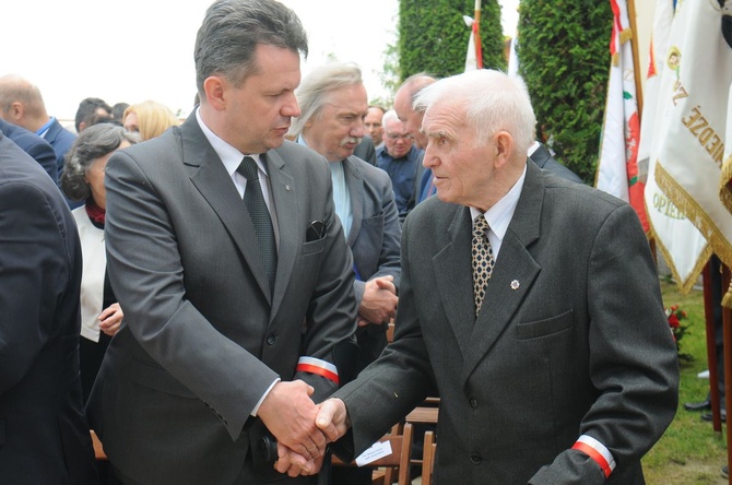 Uroczystości religijne i patriotyczne w Morawicy