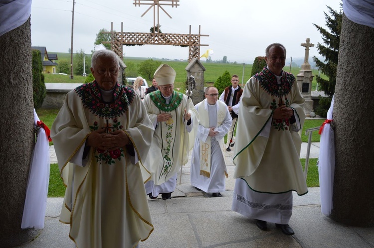 Abp Jędraszewski w Ostrowsku