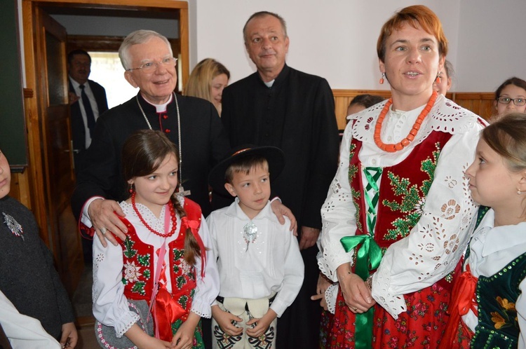 Abp Jędraszewski w Ostrowsku