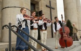 ​Msza Święta, liturgiczna inauguracja Metropolitalnego Święta Rodziny