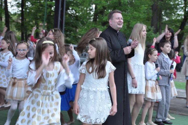 Jubileuszowy koncert Promyczków Dobra