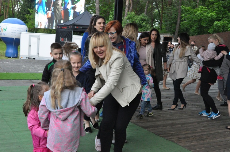 Jubileuszowy koncert Promyczków Dobra