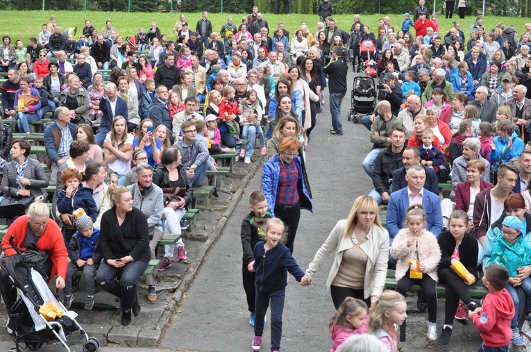 Jubileuszowy koncert Promyczków Dobra