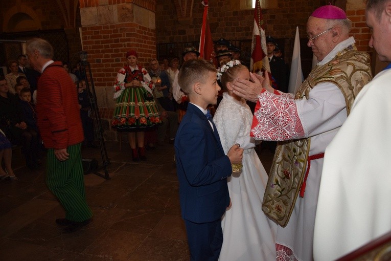 Powitanie ikony MB Częstochowskiej w Tumie