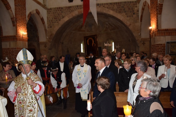 Powitanie ikony MB Częstochowskiej w Tumie