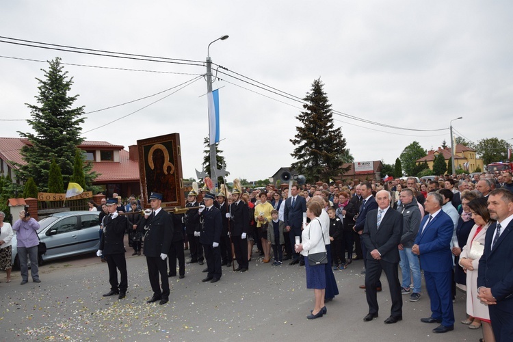 Powitanie ikony MB Częstochowskiej w Tumie