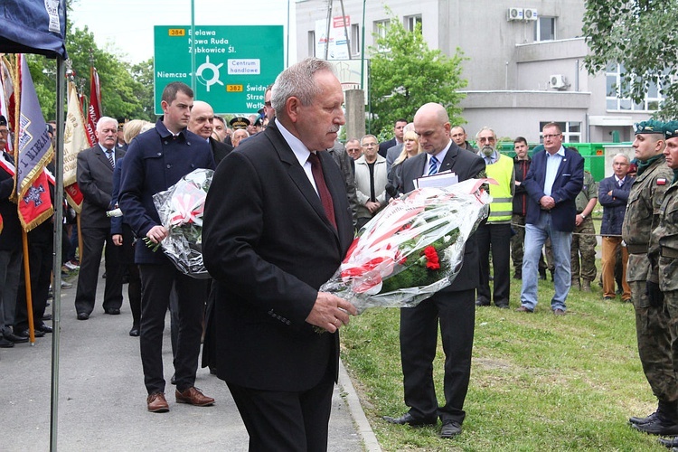 Pomnik Żołnierzy Wyklętych w Dzierżoniowie