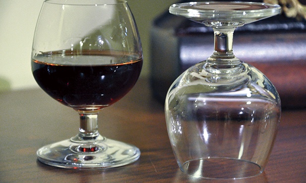 Najprostszym sposobem na to, by nie skrzywdzić dziecka, jest niepicie alkoholu przez całą ciążę, a nawet wcześniej,  gdy się ją planuje.