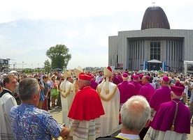 Msza św. z uroczystym Aktem Zawierzenia i Dziękczynienia rozpocznie się o godz. 12. W koncelebrze weźmie udział kard. Francesco Montenegro, arcybiskup Agrigento. 