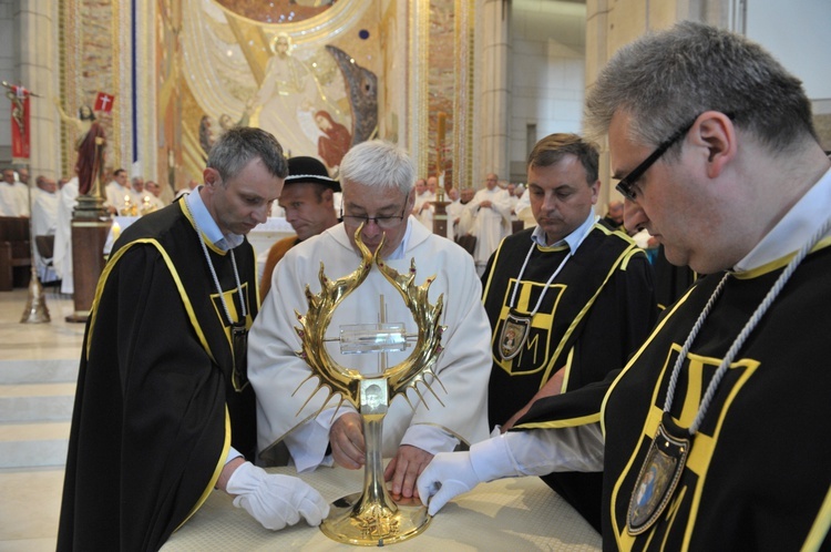 Abp Marek Jędraszewski na Procesji Światła