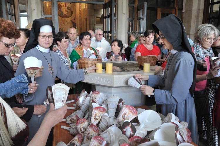 Abp Marek Jędraszewski na Procesji Światła