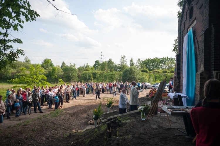 Kaplica Maria Hilf na granicy Piekar Śląskich i Bytomia 