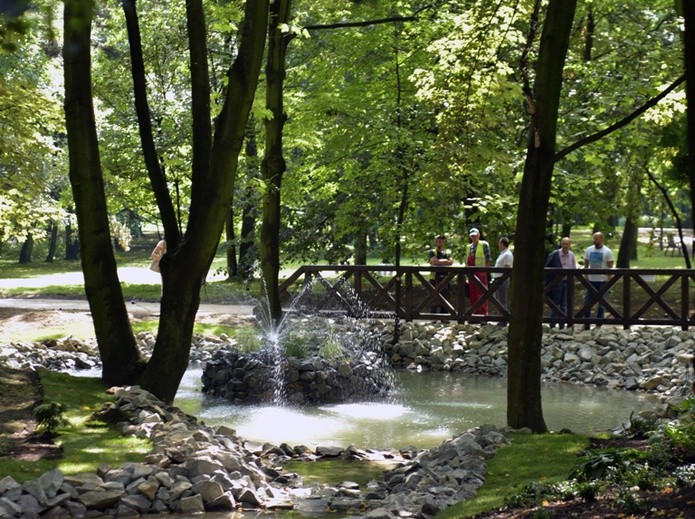 Ogród i wyremontowana góra