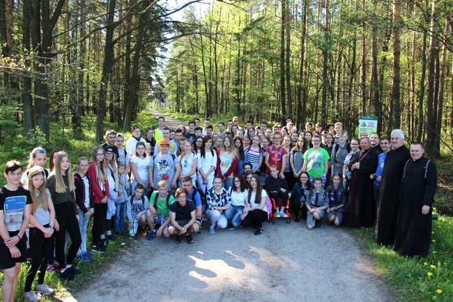 Marsz KSM na Wykus pożegnał bp Tomasik