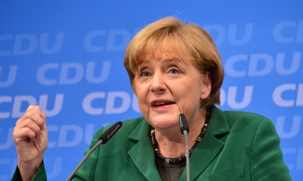 Merkel: religia należy do sfery publicznej