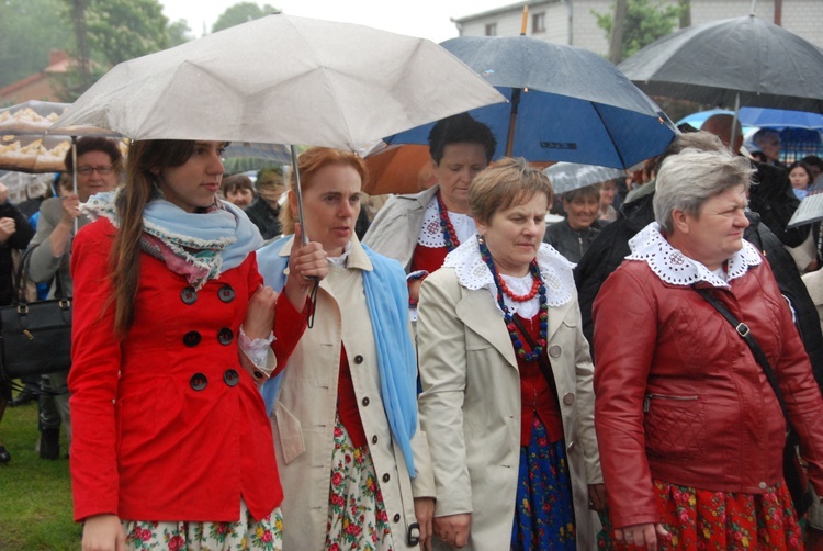 Powitanie ikony MB Częstochowskiej w Łękach Kościelnych