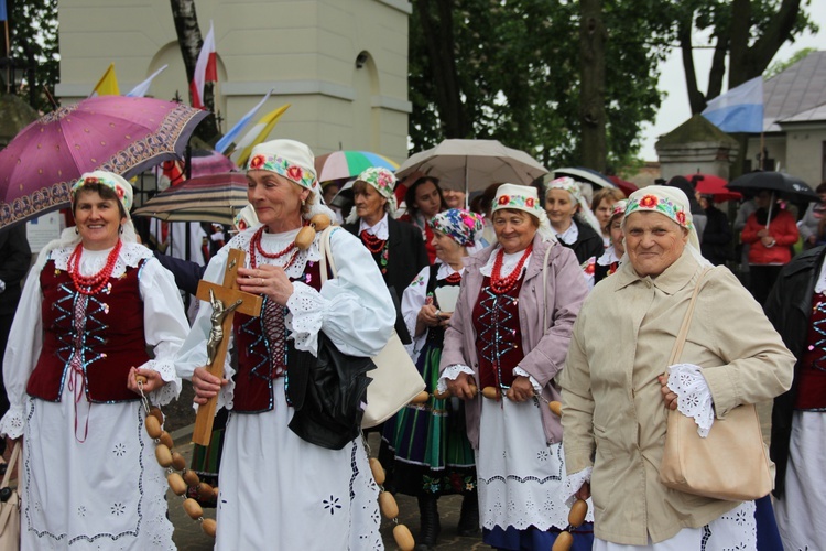 Powitanie ikony MB Częstochowskiej w Łękach Kościelnych