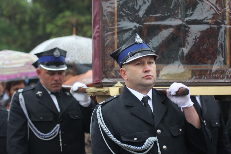 Powitanie ikony MB Częstochowskiej w Łękach Kościelnych