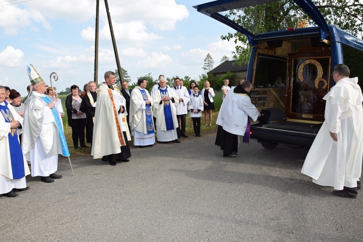 Powitanie ikony MB Częstochowskiej w Orłowie