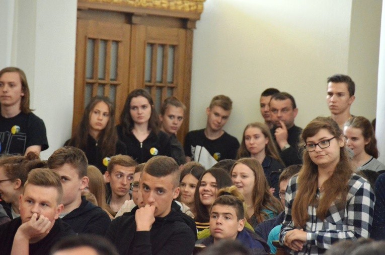 Pilegrzymka gimnazjalistów 