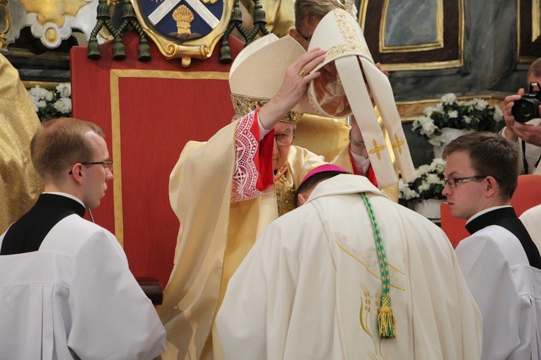 Sakra abp. Andrzeja Józwowicza