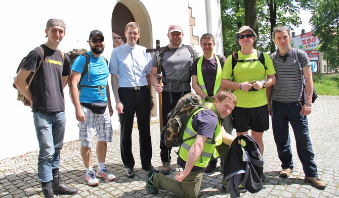 Chopy już idą do Piekar