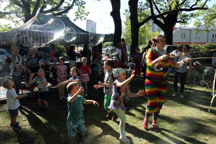 Piknik w parafii św. Jadwigi na Kozanowie