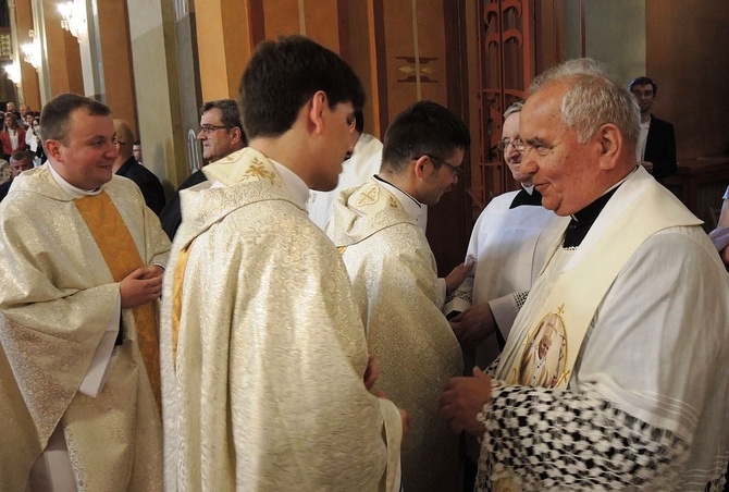 Święcenia kapłańskie w bielskiej katedrze - 2017 cz. 2