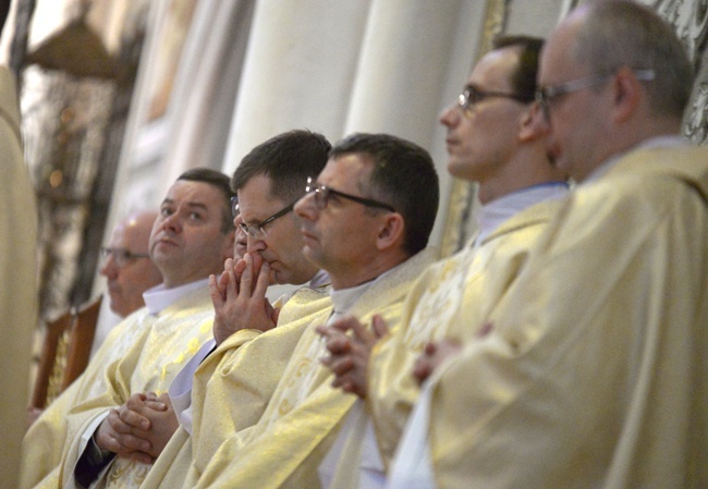 Liturgia święceń kapłańskich w radomskiej katedrze