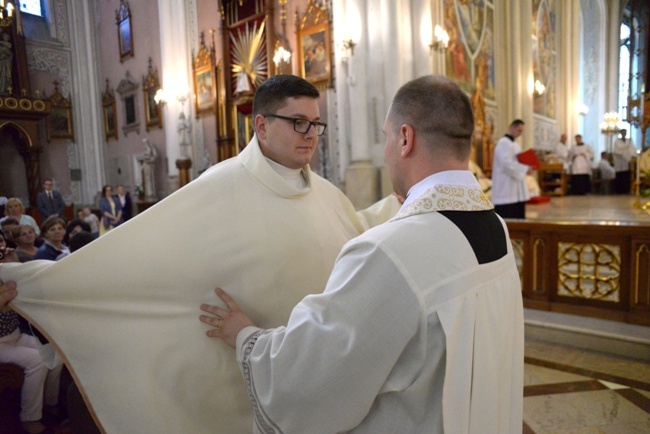 Liturgia święceń kapłańskich w radomskiej katedrze