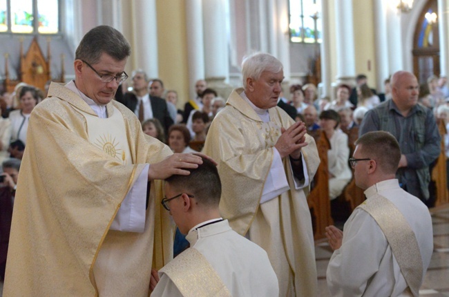 Liturgia święceń kapłańskich w radomskiej katedrze