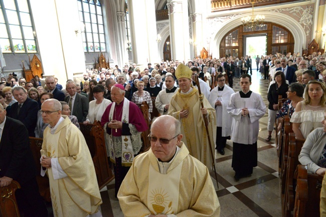 Liturgia święceń kapłańskich w radomskiej katedrze