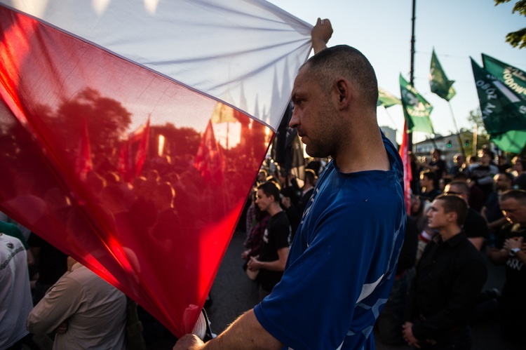 Demonstracje przeciw "Klątwie"