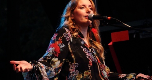 Warto poczuć się rodziną!