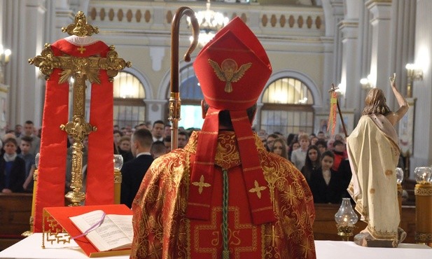 Nauczanie Kościoła o Duchu Świętym było wyrażane w sposób zwyczajny i uroczysty 