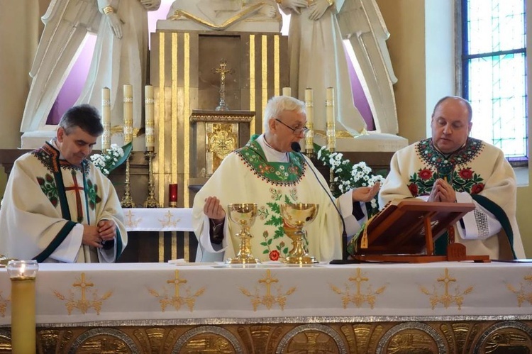 Jubileusz 40 lat kapłaństwa ks. Stanisława Czernika