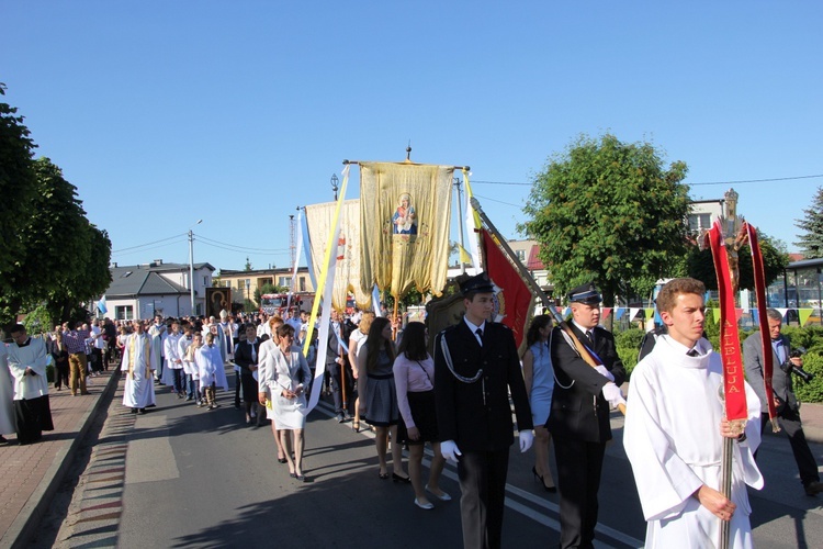 Powitanie ikony MB Częstochowskiej w Bielawach